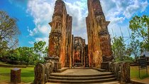 Private Day Trip To Anuradhapura Ancient City