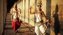 5 Days Private Guide Tour Phnom Penh to Siem Reap included domestic flight