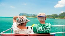 Ang Thong Marine Park: Full-Day Kayaking & Snorkeling Tour
