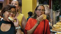 Seville Tapas and Wines Tour and Barrio Santa Cruz