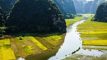 Hoa Lu - Tam Coc - Bich Dong Pagoda One Day: sampan boat trip and bicycle ride