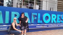 Visit Miraflores Locks and Casco Antiguo