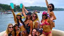 Cruise, Chill & Celebrate – The Lake Austin Party Starts Here!