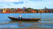 Mornings in Varanasi: 5-Hour Guided Tour with Boat Ride & Temple 