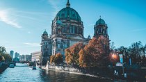 Private Scenic Transfer from Prague to Berlin with 4h of Sightseeing