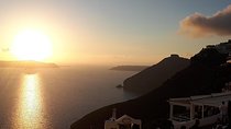 Shared Arrival Transfer from Airport or Port to Oia Village