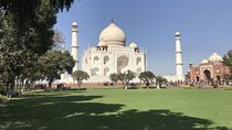 Private Taj Mahal & Agra same day trip from Delhi