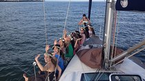 2 Hours Private Sailing Tour in Lisbon