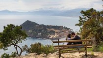 Private Photo Session with a Local Photographer in Rapallo