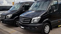 Premium Private Transfer FROM Sydney CBD/Downtown to Sydney Airport 1-11 people