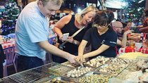 The Pho Trail – a morning walking tour