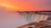 Niagara Falls, USA Day & Night Small Group Tour plus Dinner
