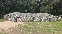 Culloden Battlefield, Clava Cairns and Loch Ness, Urquhart Castle