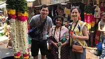 Private Bazaar Trail Walking Tour in George Town
