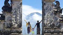 Bali Instagram Tour : Lempuyang Temple and Tirta Gangga 