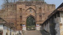 From Varanasi: Day tour to Chunar fort and Siddhnath Falls