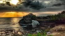 Tanah Lot Sunset Tour With Best Bali Driver Service