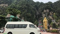 *Chauffeur: Kuala Lumpur to Singapore Transfer [Van]