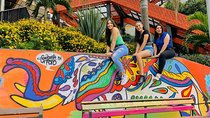 Private Tour Comuna 13 with Cable Car Ride