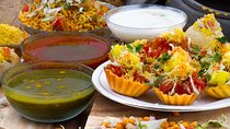 Delhi: Street Food Crawl (2 Hours Guided Food Tasting Tour)
