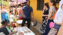 Experience the Off Beat and Alternative Tour of Mumbai!