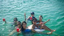 3-Hour 44' Leopard Private Catamaran with Snacks & Open Bar.