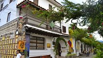 Santa Fe de Antioquia & Colonial Bridge Private Bilingual Guide