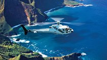West Maui and Molokai 60-Minute Helicopter Tour