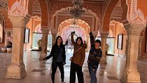Private Jaipur City Tour from Delhi by Car
