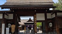 Takayama Old Town Walking Tour with Local Guide
