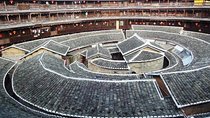 Tour Guide and Car: Private Day Tour to Gaobei Tulou Cluster from Xiamen