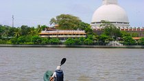 The mystical passage through Black River on a canoe – Rathnapura
