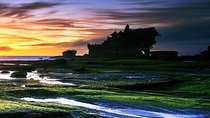 Ubud Art Villages and Tanah Lot Temple Tour (All Inclusive)