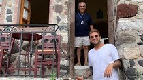 Spanish Santorini private guided tour