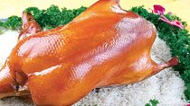 Private afternoon Tour: Pearl market, Peking Duck Dinner, Kungfu Show 