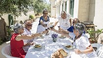 Small Group Veggie Cooking Class with Wine Tasting in Verona