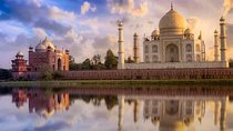 From Delhi : 2 Day Delhi and Agra Taj Mahal Tour by Car