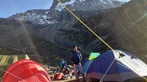 KILIMANJARO MACHAME ROUTE, (Climb 7days)