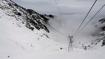From Brasov: Transfagarasan road by cable car - winter day trip
