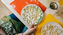 Pasta cooking class with Naples pasta chef 