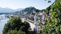 Budapest to Salzburg - 2h of Sightseeing Private Car Transfer