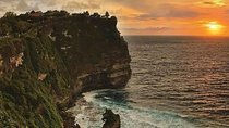 Uluwatu Temple Kecak Fire Dance Private Guided Tour
