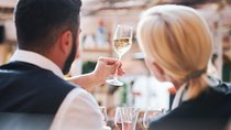 Professional 6 Wines Tasting with Regional Appetizers in a Local’s home - Verona
