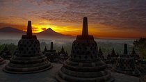 2 days Yogyakarta tour (Borobudur, Prambanan, Jomblang cave, Timang beach)
