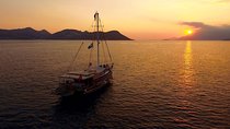 Sunset Boat Trip In Agadir 