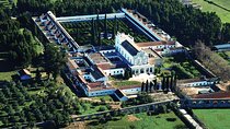 Private tour to Evora with optional wine tasting in the cartucha