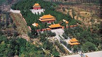 Small Group Mutianyu Great Wall and Ming Tombs Tour with Cable Car and Lunch