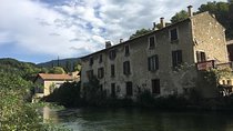  Picturesque Luberon - From AIX-EN-PROVENCE
