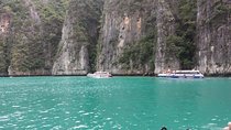 Phuket Full Day Phi Phi Island Tour by Speed Boat with Snorkeling