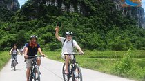 Mua Cave - Tam Coc - Bich Dong Day tour with transfer, local family & bike